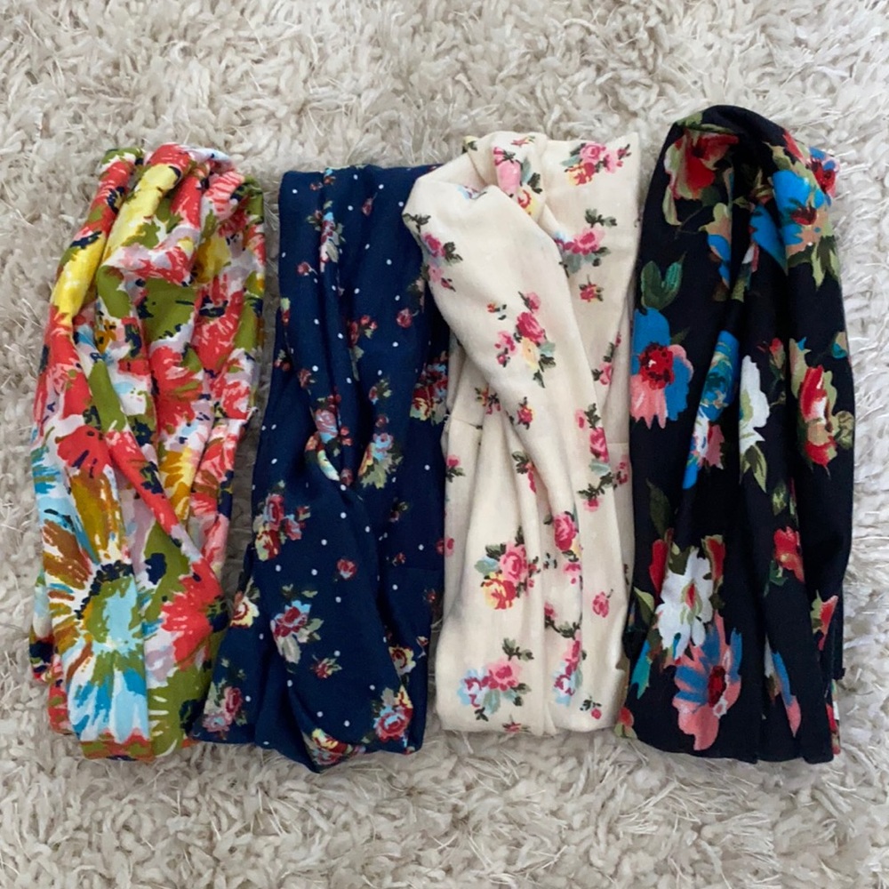 NWOT Four-Pack Floral Headbands